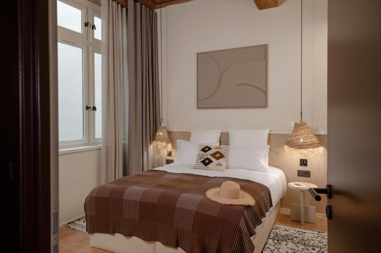 °HOTEL MIHOTEL TOUR ROSE LYON (France) - de € 122 | HOTELMIX